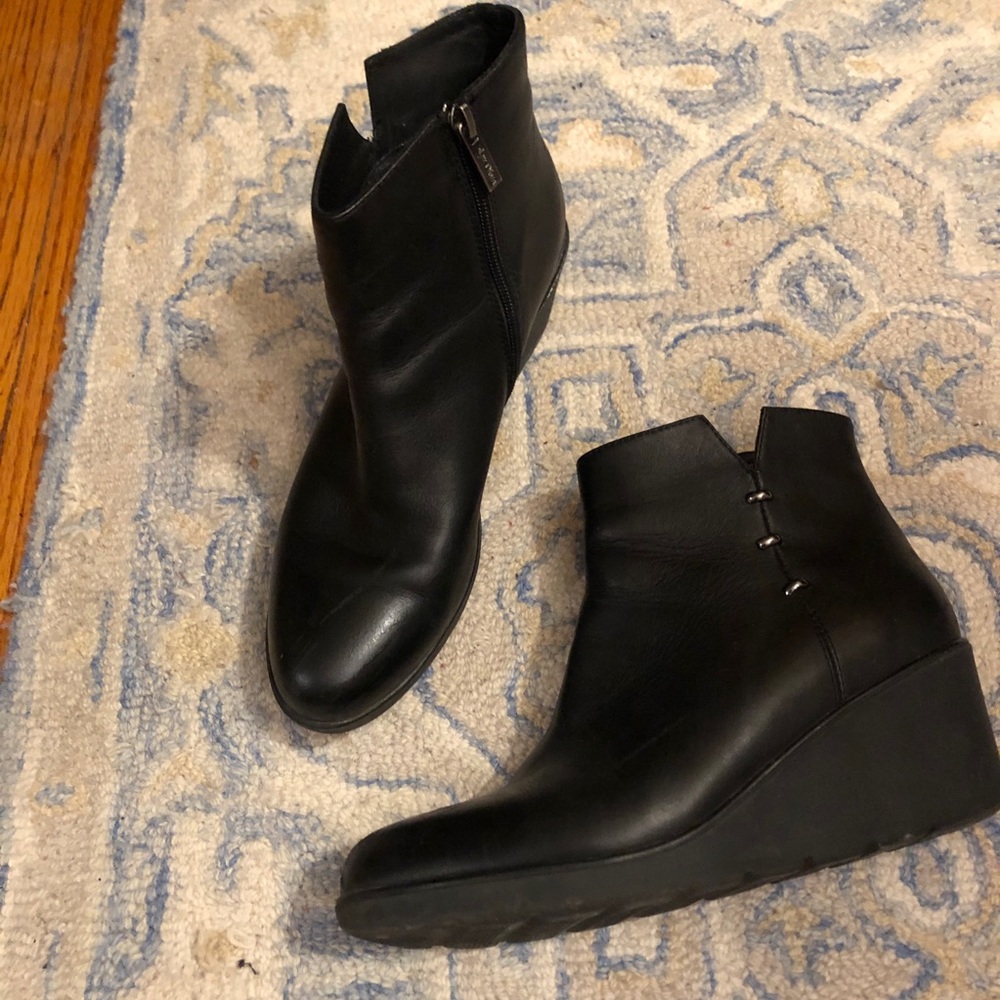 Aqua Diva Black Waterproof Black Leather Ankle Boots 39.5 8.5 to 9